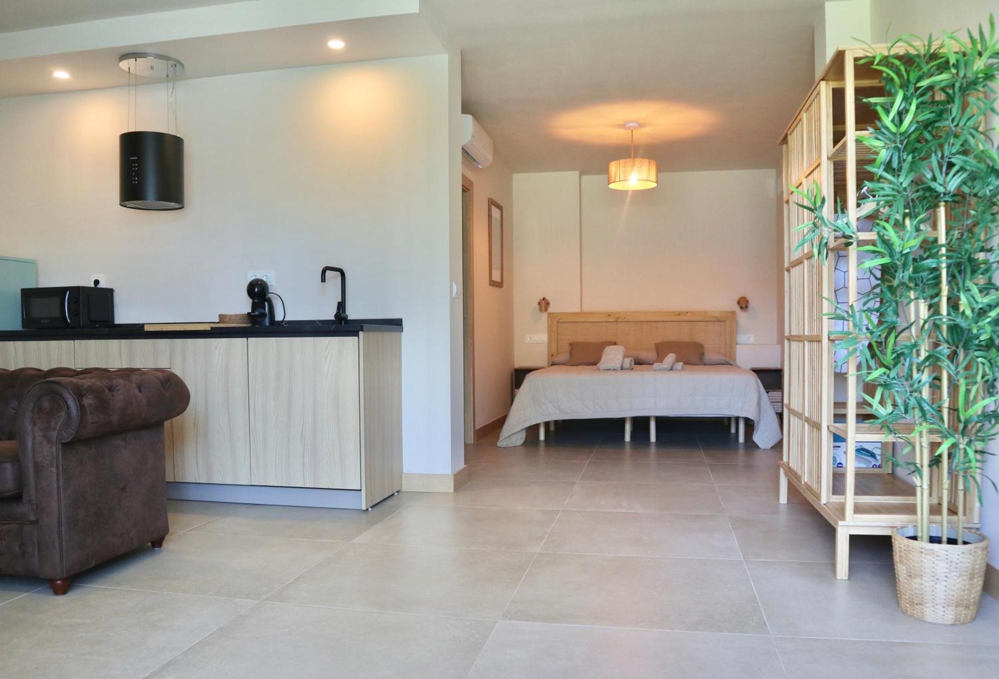 קוניל דה לה פרונטרה Alojamiento Rural Finca Azucena Suite מראה חיצוני תמונה