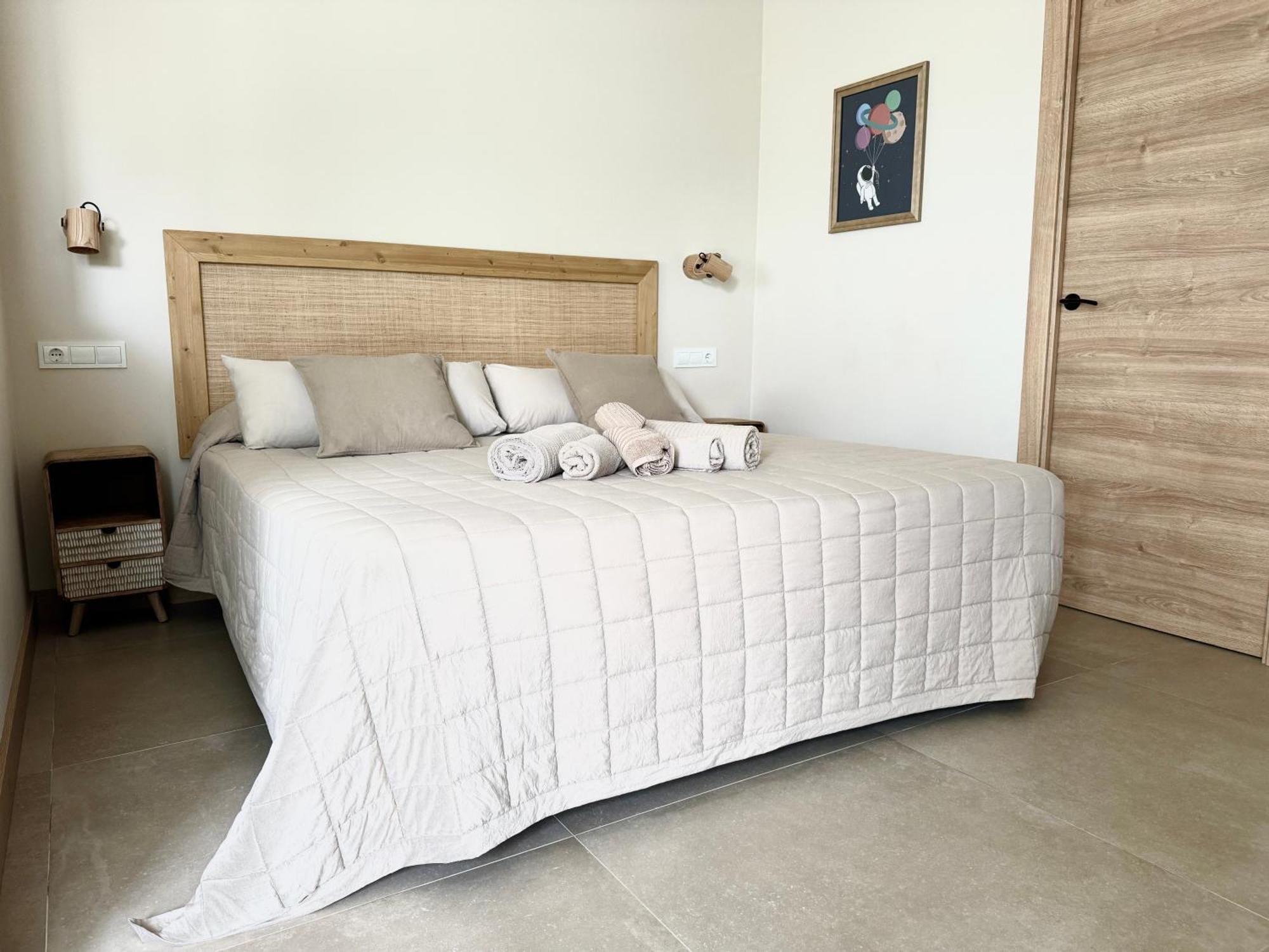 קוניל דה לה פרונטרה Alojamiento Rural Finca Azucena Suite מראה חיצוני תמונה